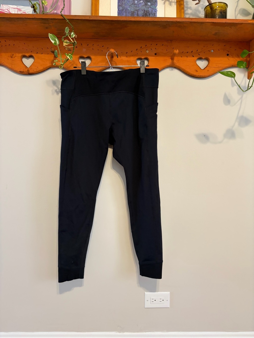 Brooks Black Women's Fleece Lined Leggings with Side Pocket